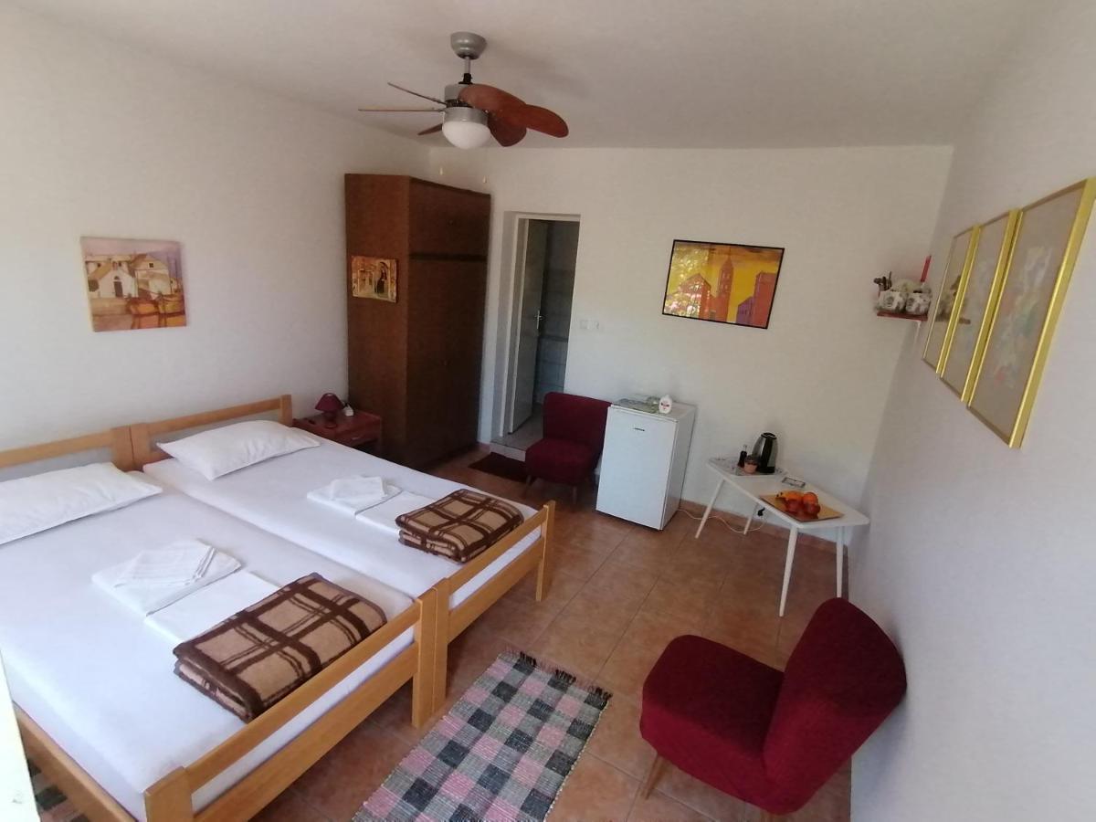 Guesthouse Bracanovic هفار المظهر الخارجي الصورة
