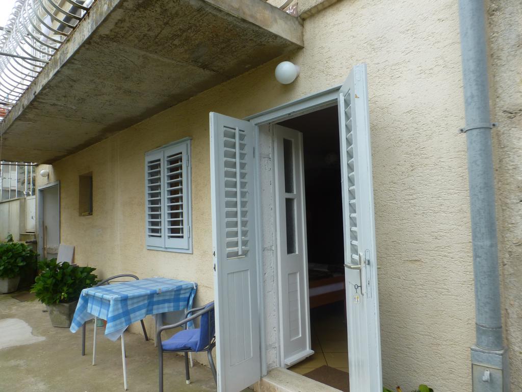 Guesthouse Bracanovic هفار المظهر الخارجي الصورة