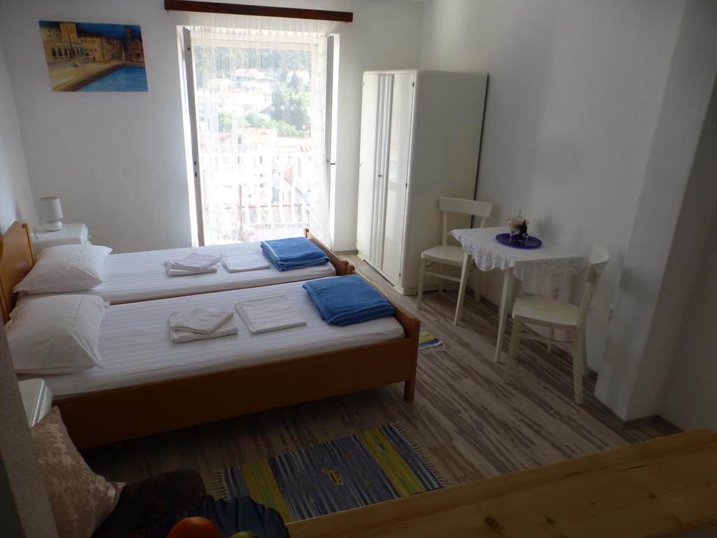 Guesthouse Bracanovic هفار المظهر الخارجي الصورة